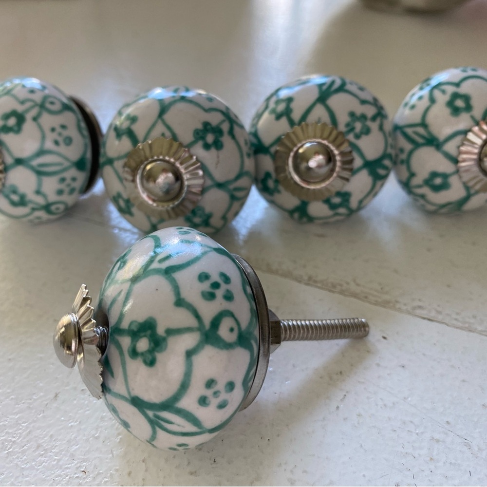 Set of 5 drawer knobs - Picture 2 of 4